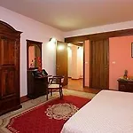 Aparthotel Palazzo Servanzi Confidati