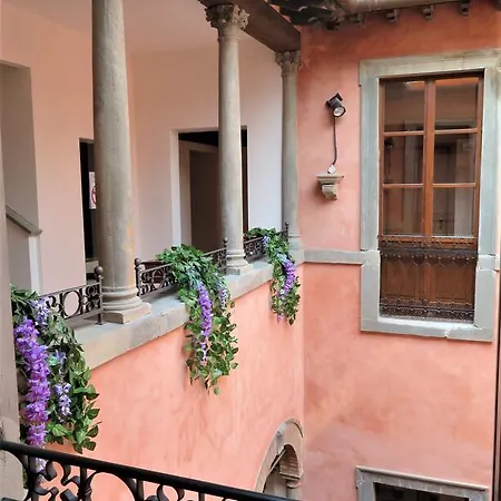 Palazzo Servanzi Confidati