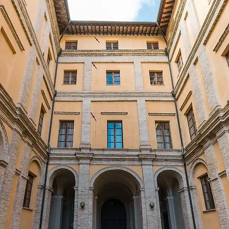 Palazzo Servanzi Confidati Apartahotel 4*
