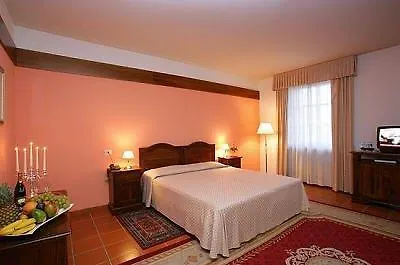 Palazzo Servanzi Confidati 4* San Severino Marche